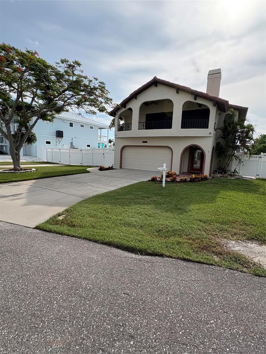 15810 REDINGTON DRIVE — photo 3 of 43