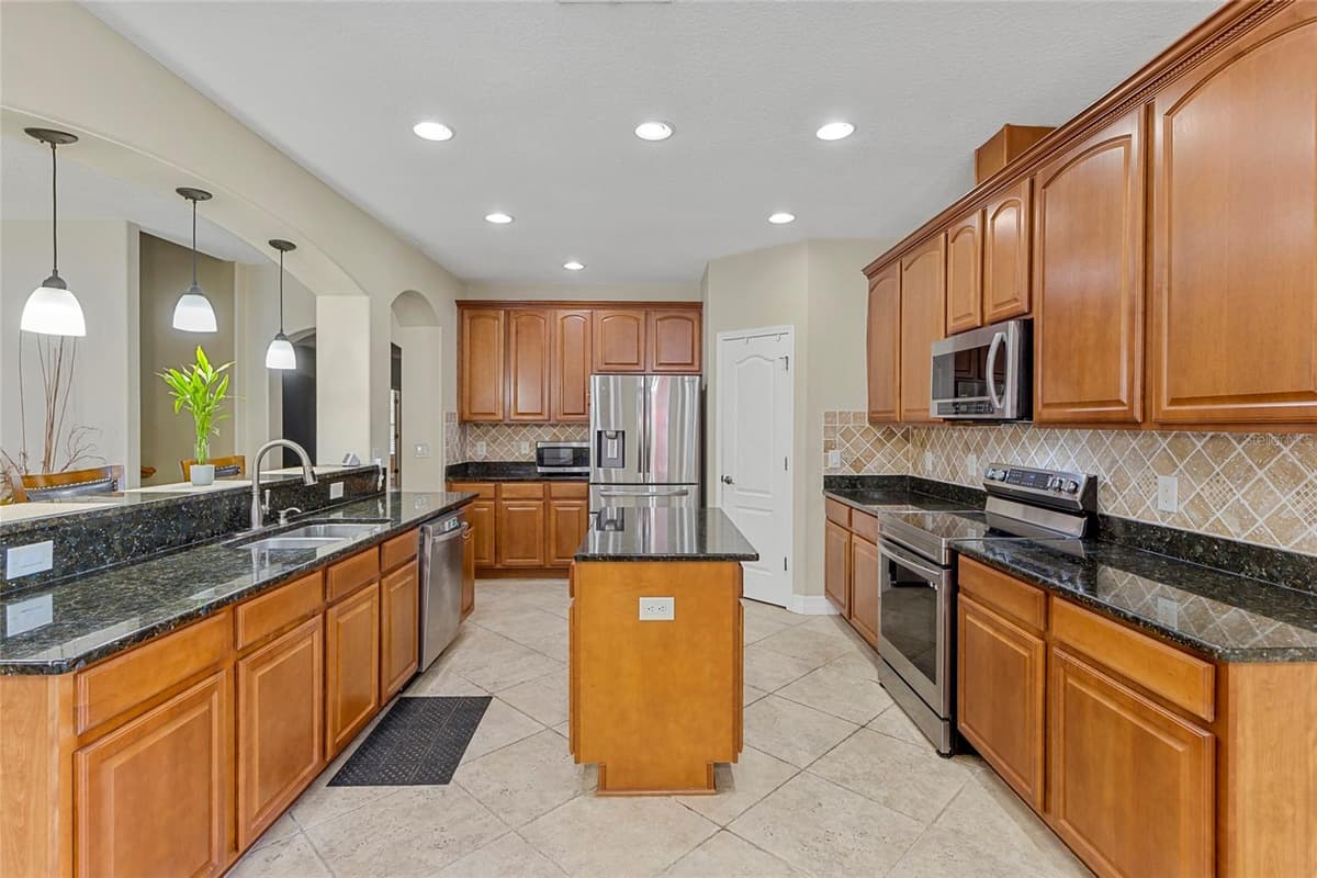1945 ABBEY RIDGE DRIVE — photo 4 of 23