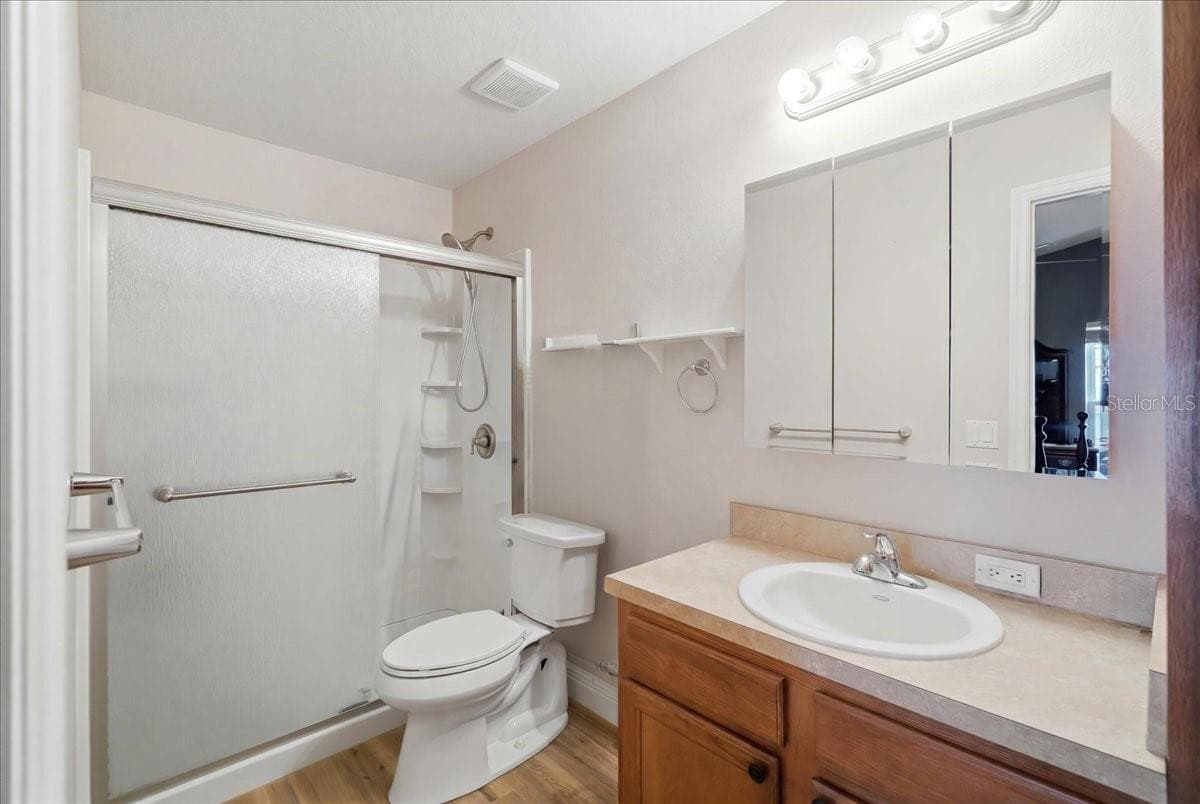 115 SEMINOLE ROAD — photo 21 of 43