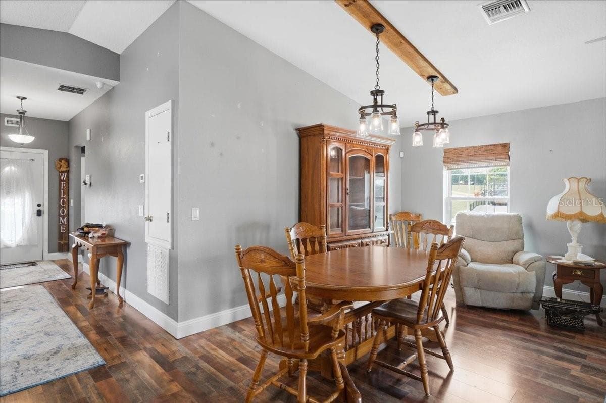 115 SEMINOLE ROAD — photo 9 of 43