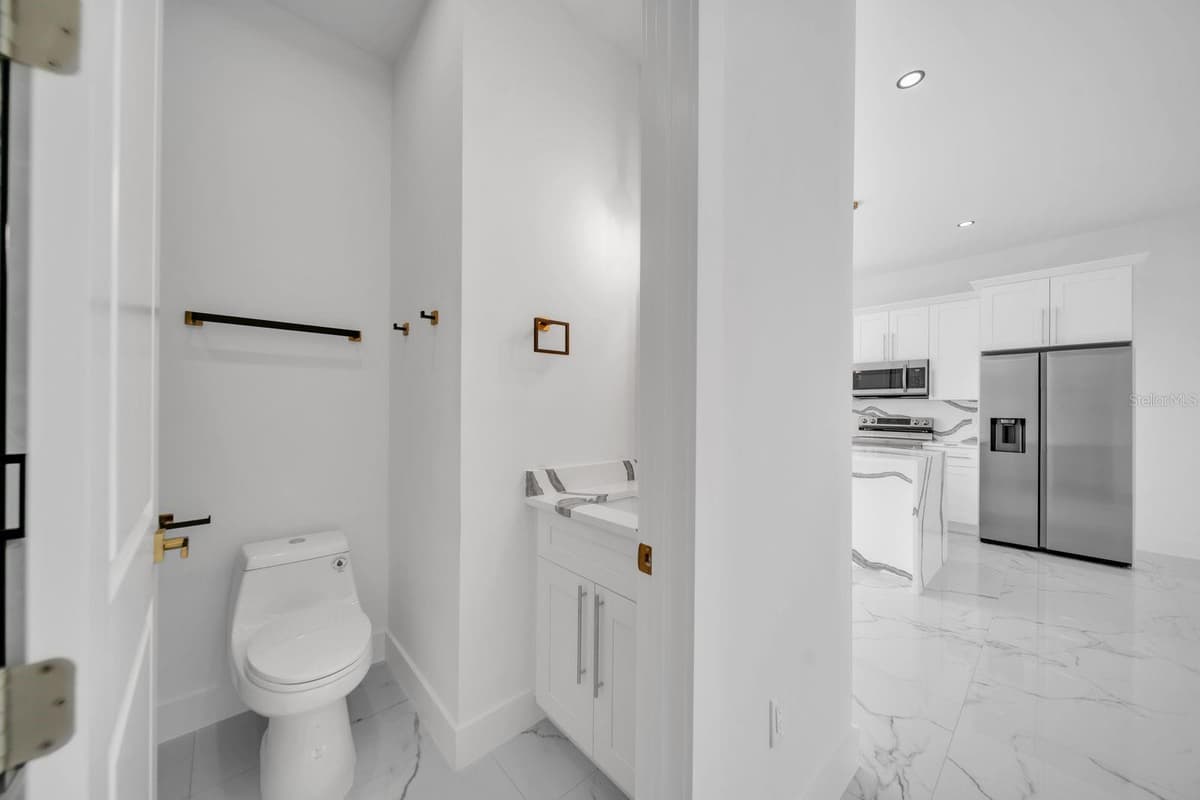 2609 21ST STREET — photo 17 of 35