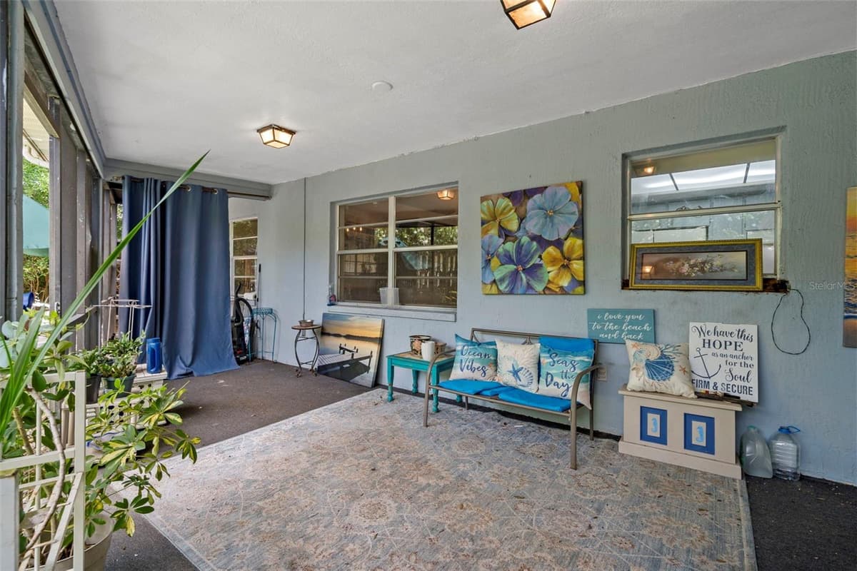 14058 SULLIVAN STREET — photo 30 of 33