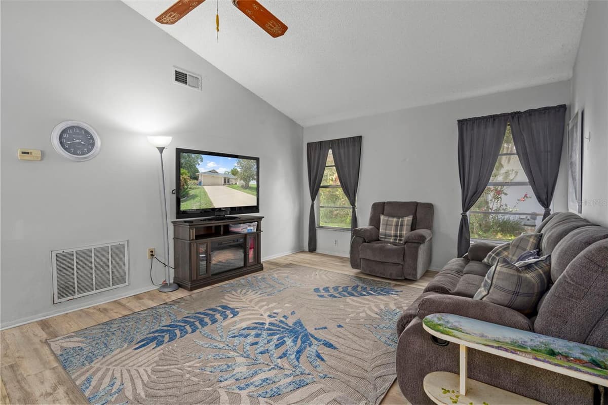 14058 SULLIVAN STREET — photo 20 of 33