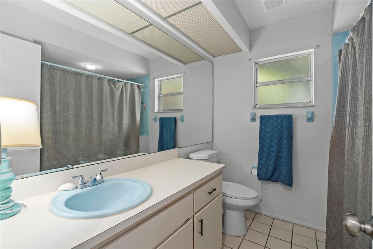 14058 SULLIVAN STREET — photo 26 of 33