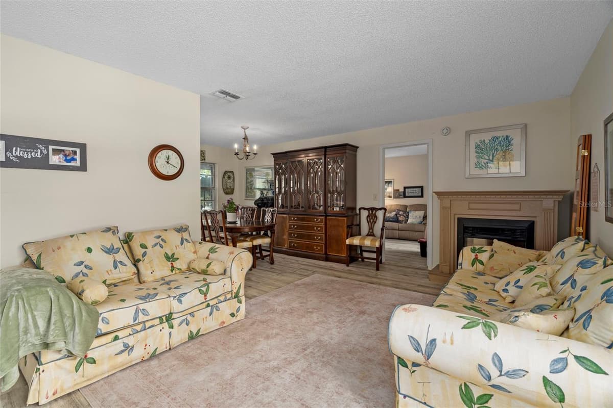 14058 SULLIVAN STREET — photo 16 of 33