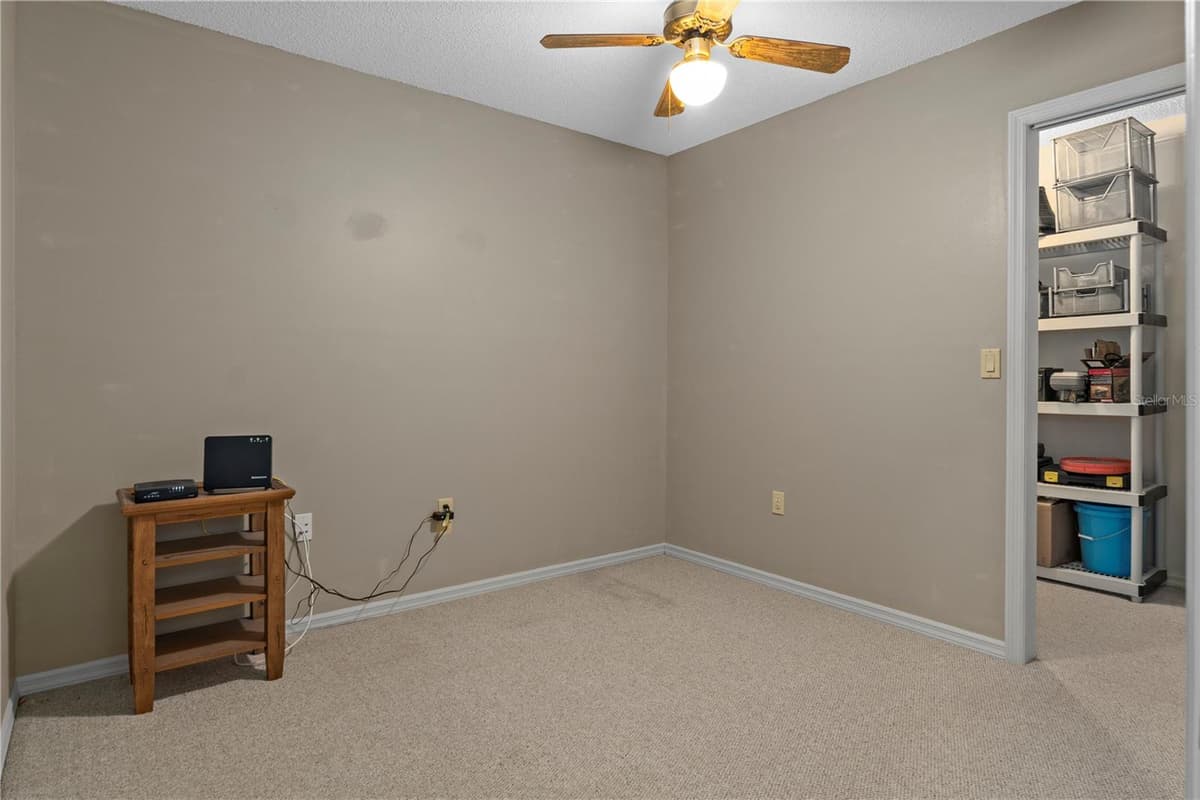10 SYCAMORE COURT — photo 24 of 74
