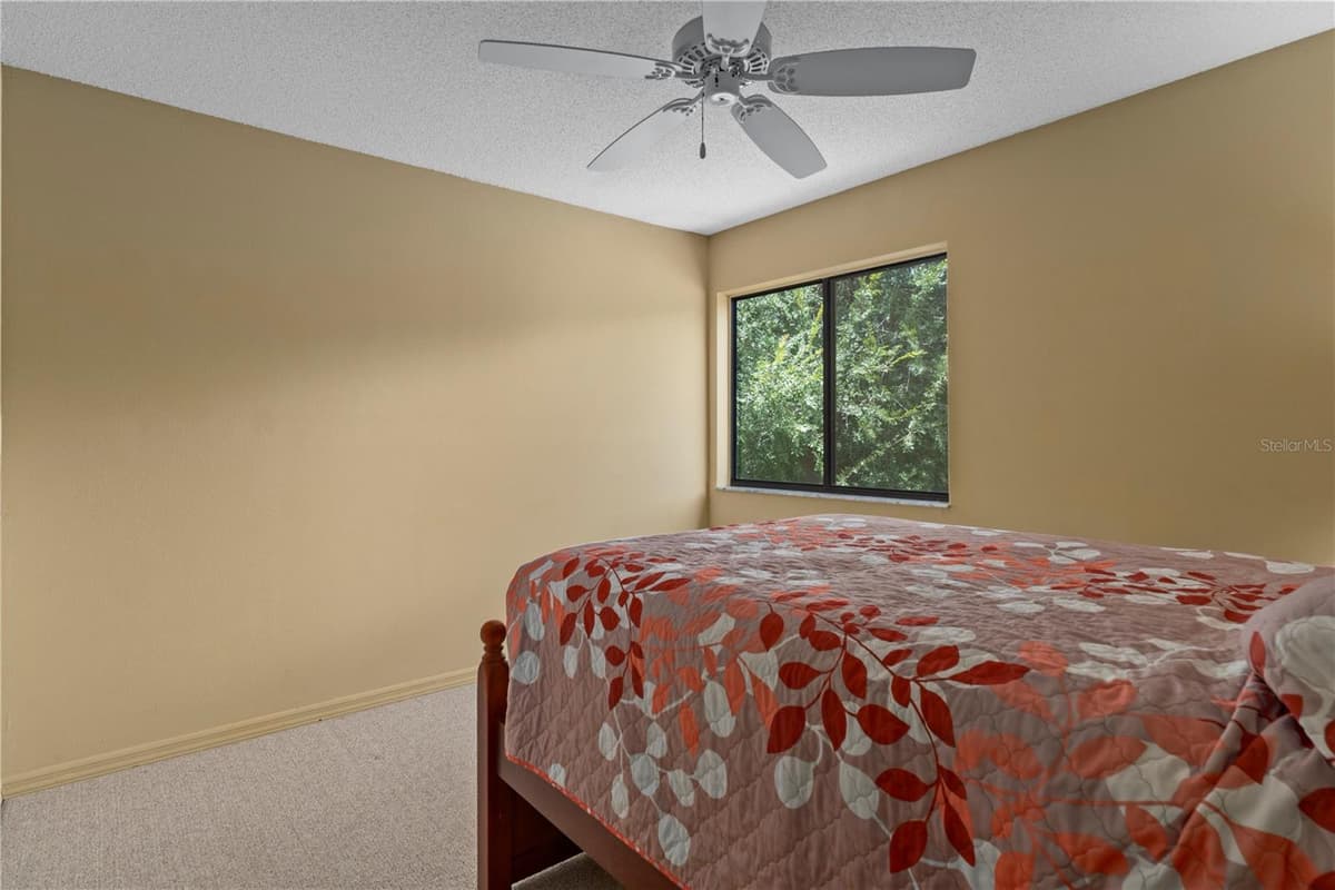 10 SYCAMORE COURT — photo 17 of 74