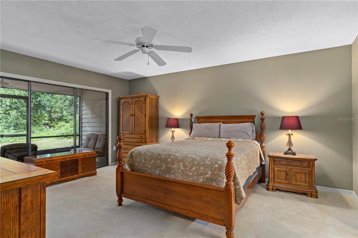 10 SYCAMORE COURT — photo 12 of 74