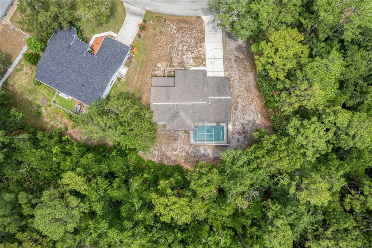 10 SYCAMORE COURT — photo 49 of 74