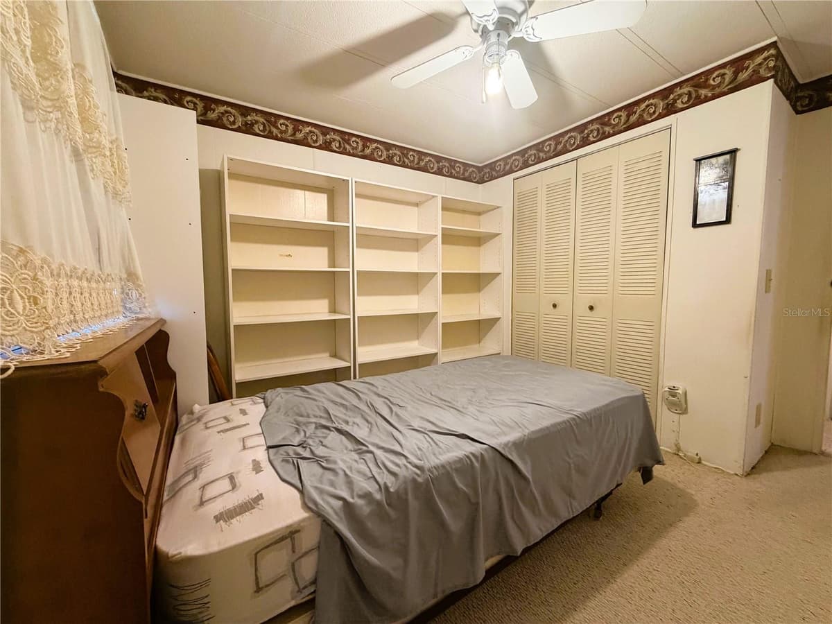 209 JACARANDA DRIVE — photo 15 of 33