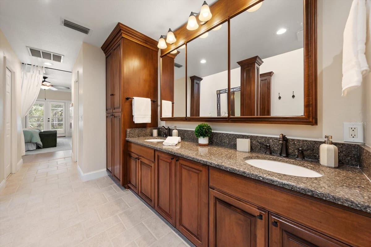 1543 STURBRIDGE COURT — photo 19 of 81