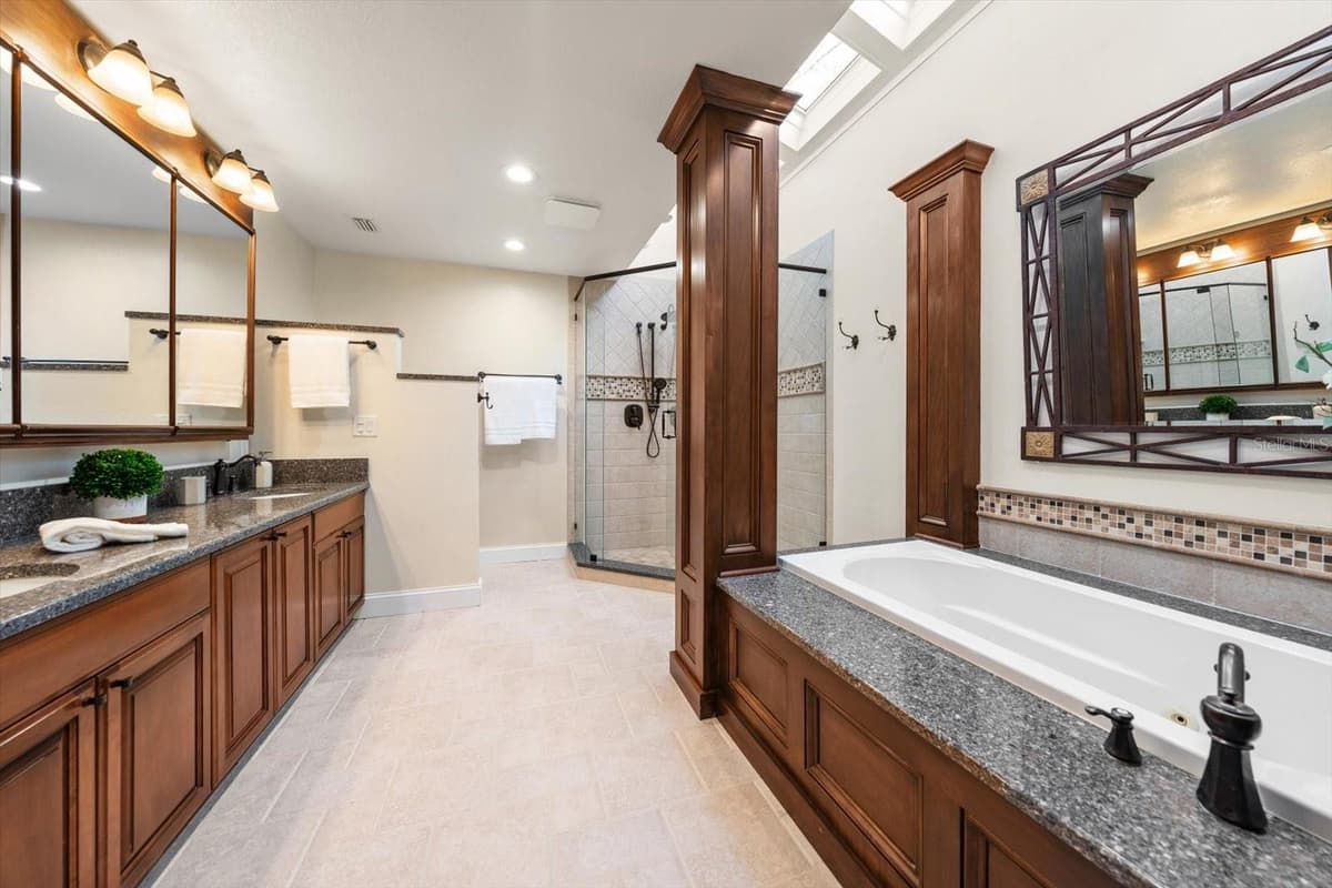 1543 STURBRIDGE COURT — photo 17 of 81