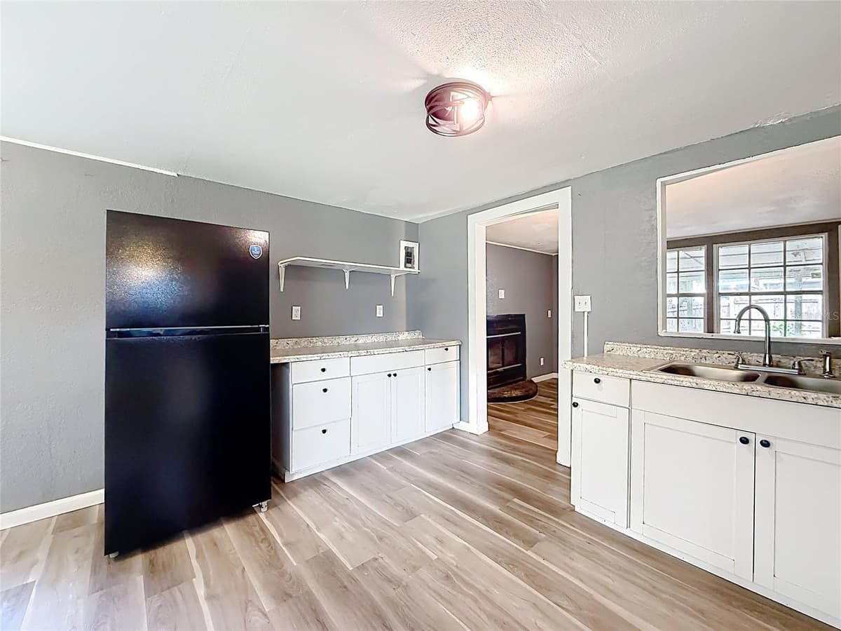 1880 CR 422 — photo 12 of 52