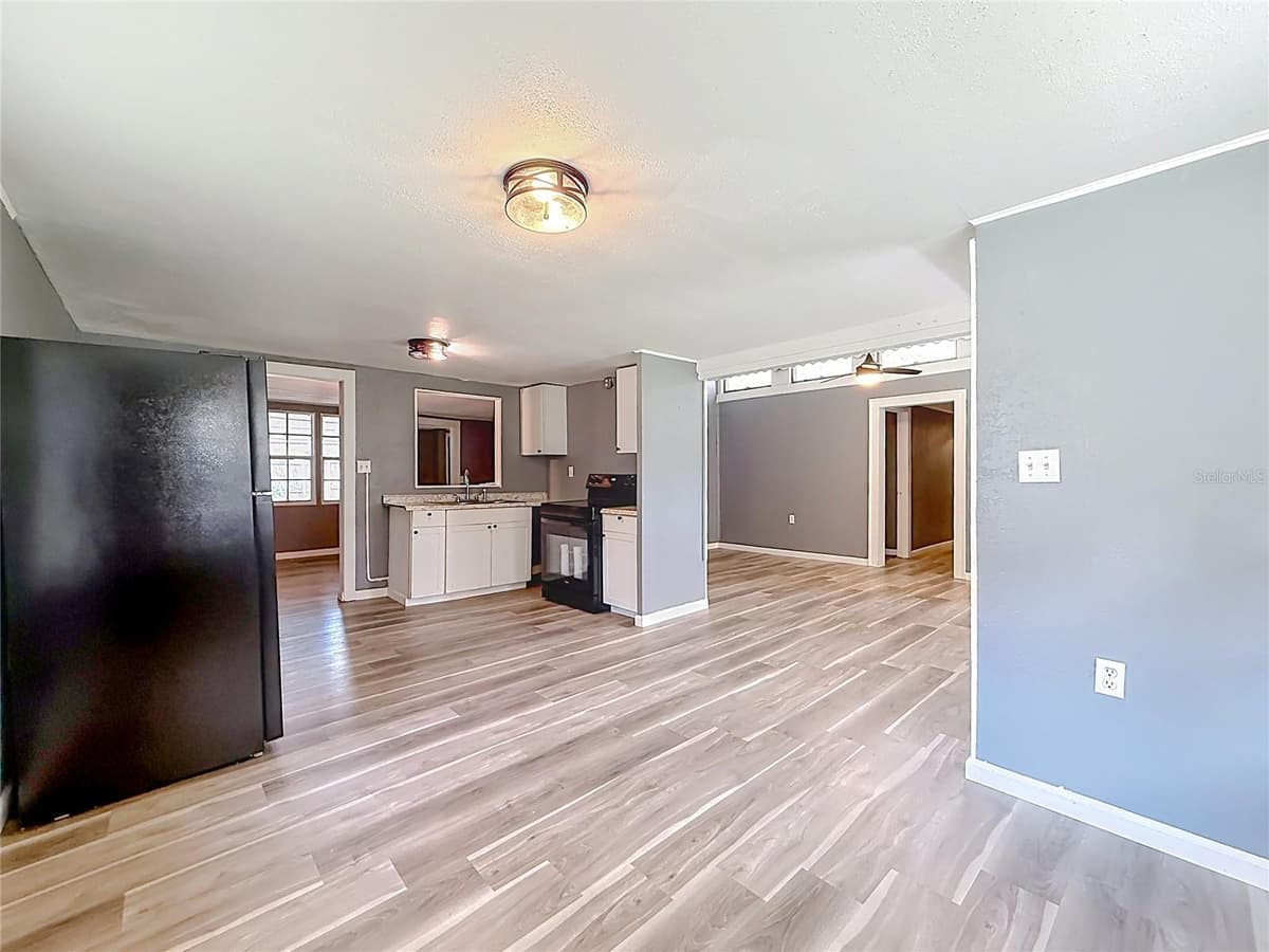 1880 CR 422 — photo 14 of 52
