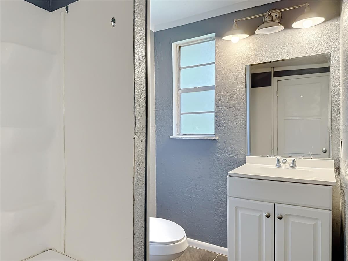 1880 CR 422 — photo 26 of 52