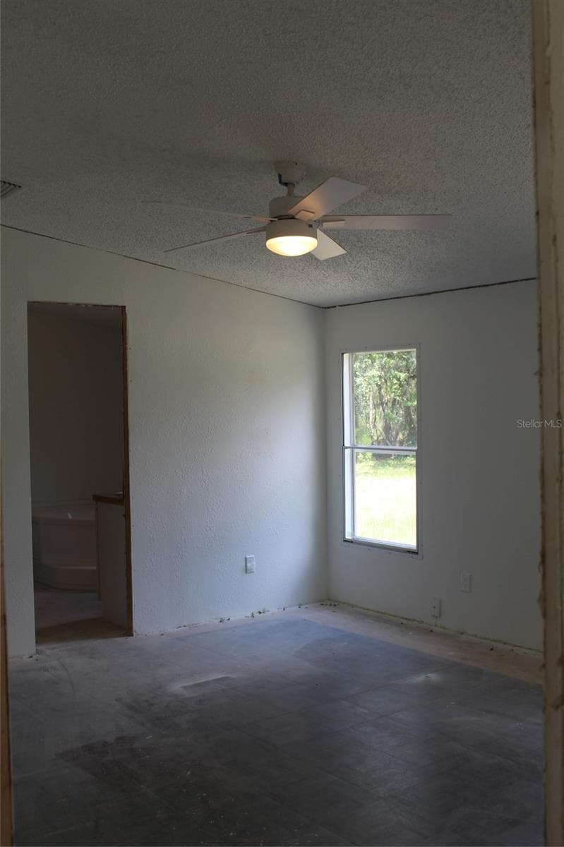 112 JUNIPER DRIVE — photo 26 of 38