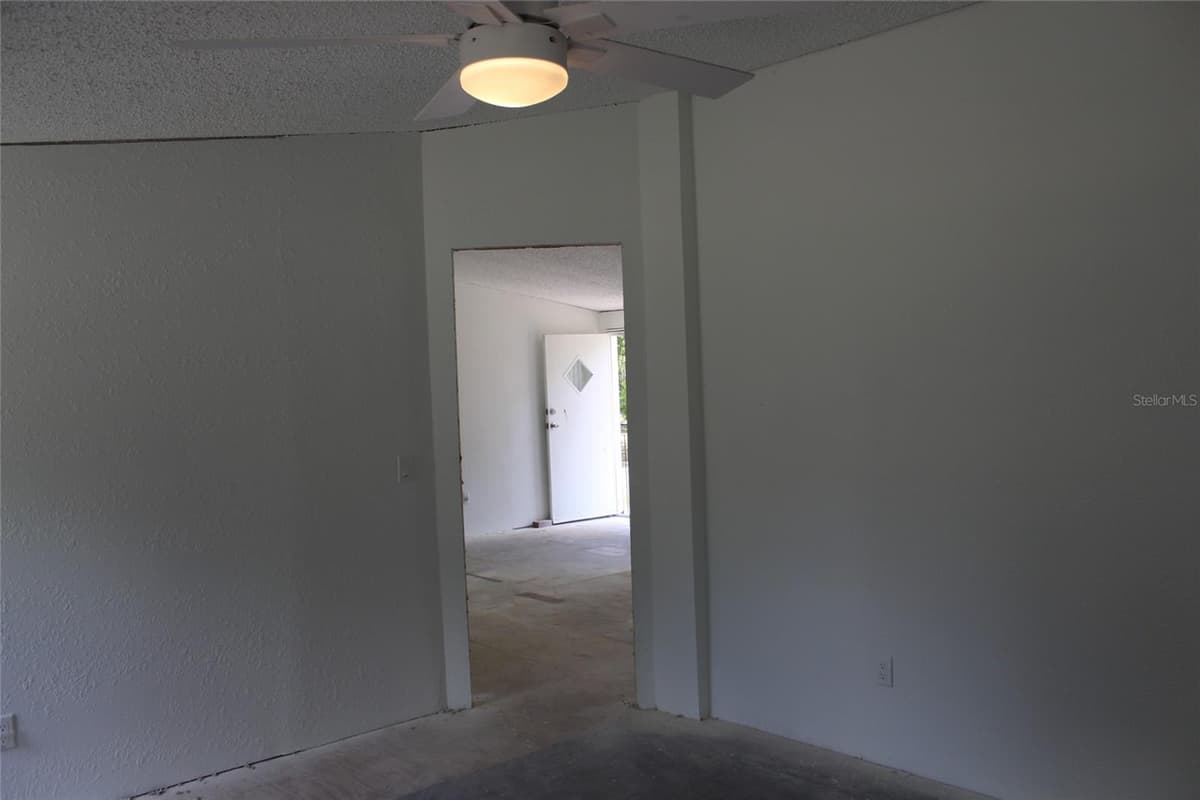 112 JUNIPER DRIVE — photo 31 of 38