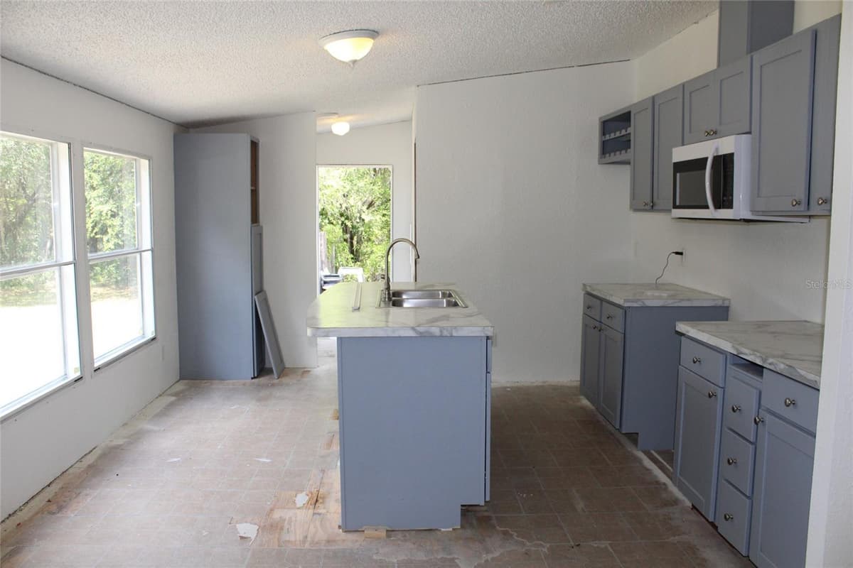 112 JUNIPER DRIVE — photo 24 of 38
