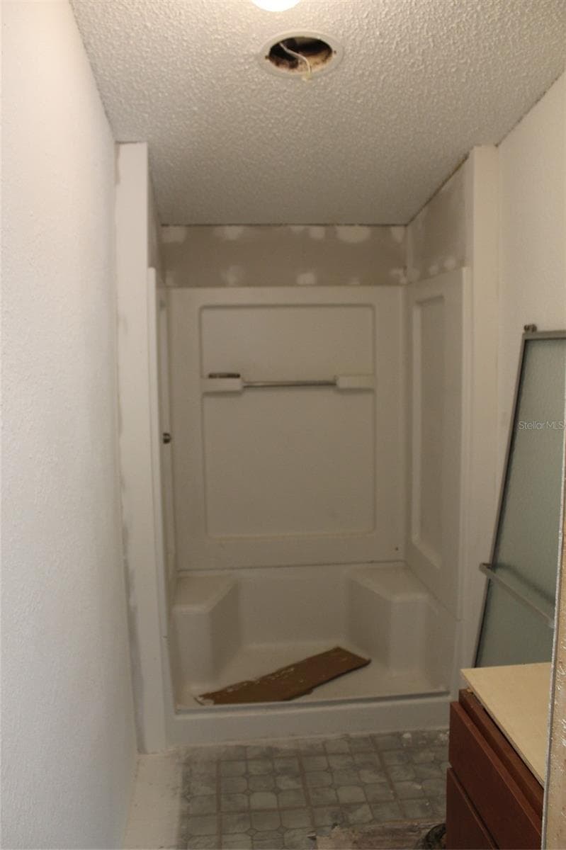 112 JUNIPER DRIVE — photo 33 of 38