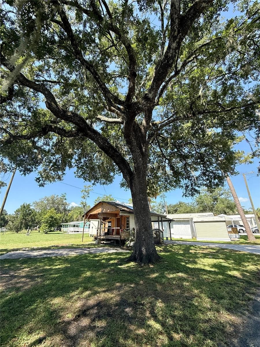 2092 CULBREATH ROAD — photo 4 of 55