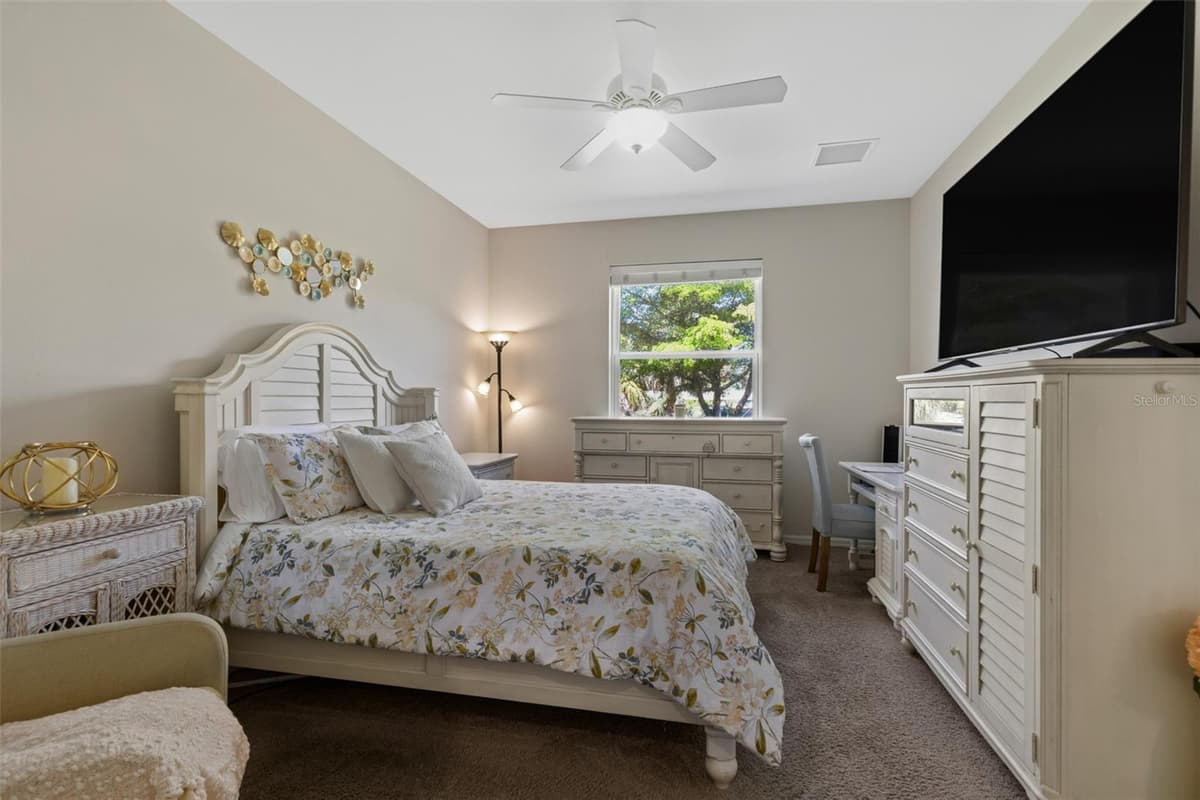 12841 SEASIDE KEY COURT — photo 14 of 34