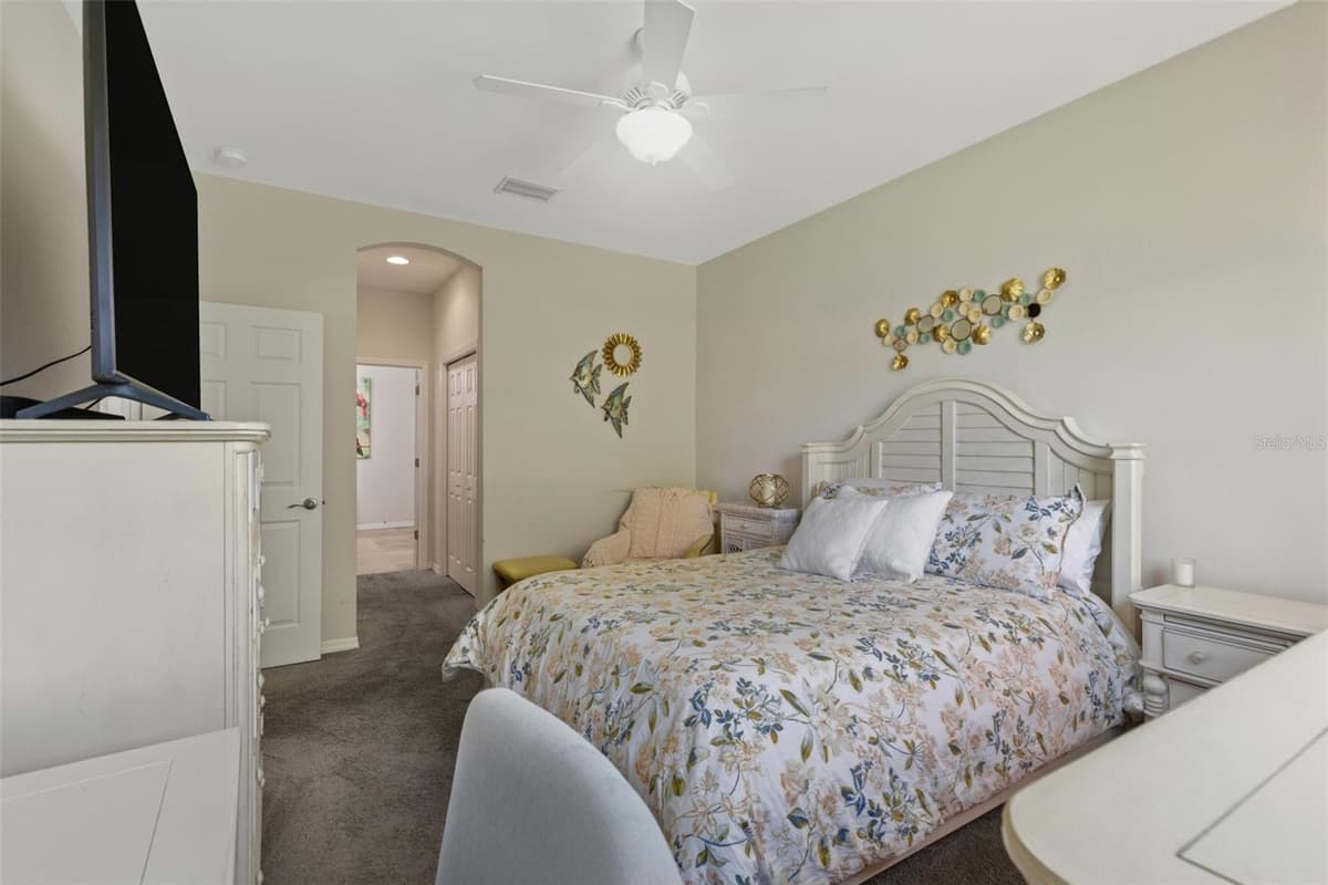 12841 SEASIDE KEY COURT — photo 15 of 34