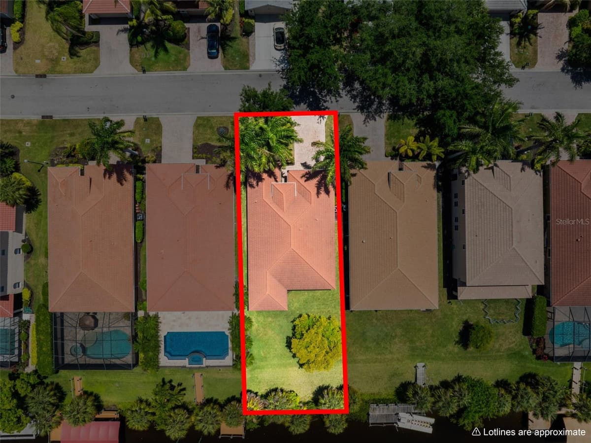 12841 SEASIDE KEY COURT — photo 32 of 34