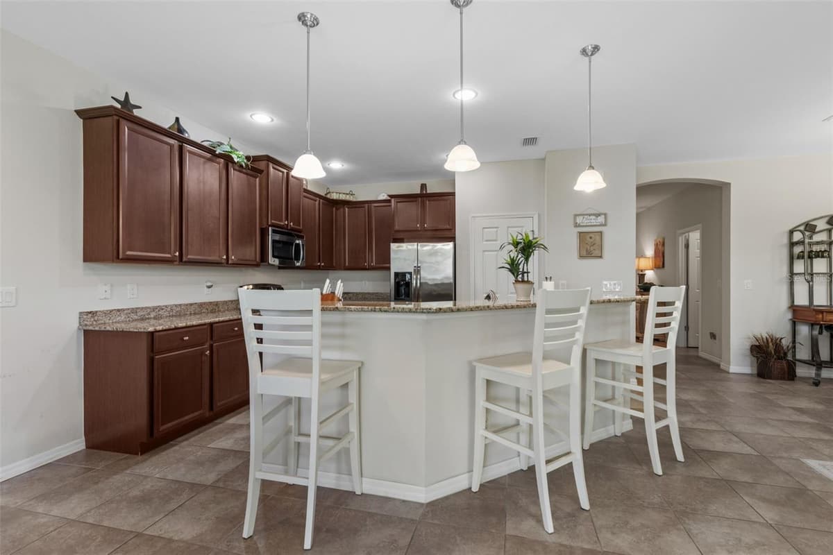 12841 SEASIDE KEY COURT — photo 10 of 34