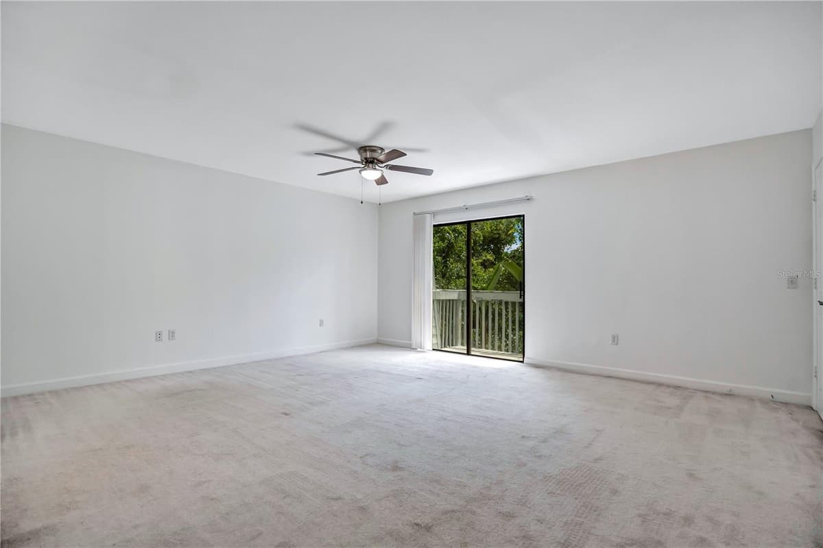2577 DERBYSHIRE CIRCLE — photo 16 of 37