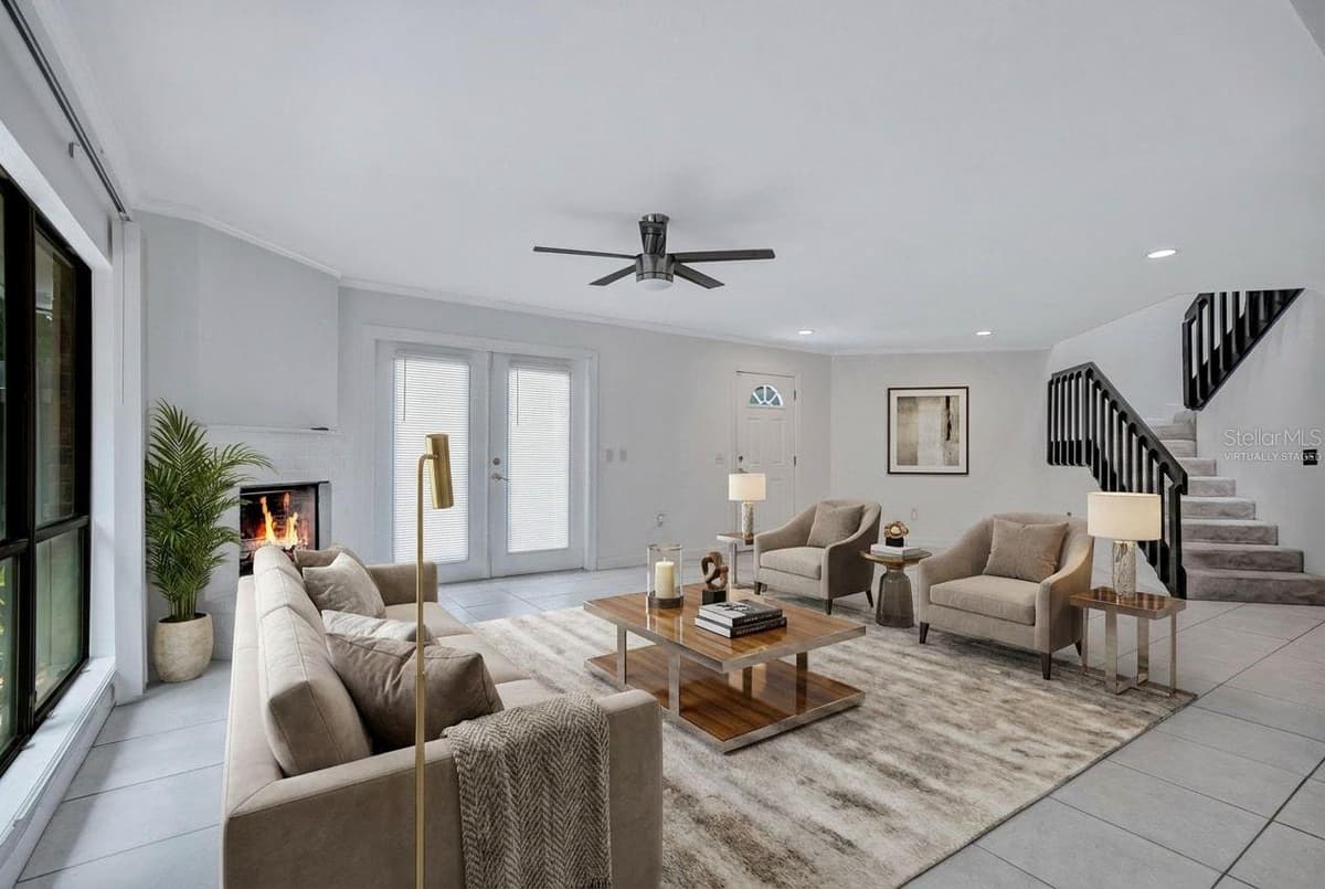 2577 DERBYSHIRE CIRCLE — photo 4 of 37