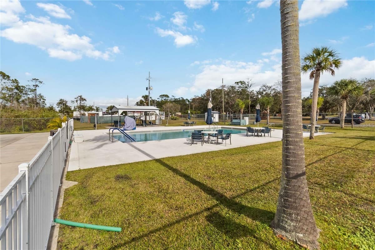 6153 DEEPWATER DRIVE — photo 13 of 15