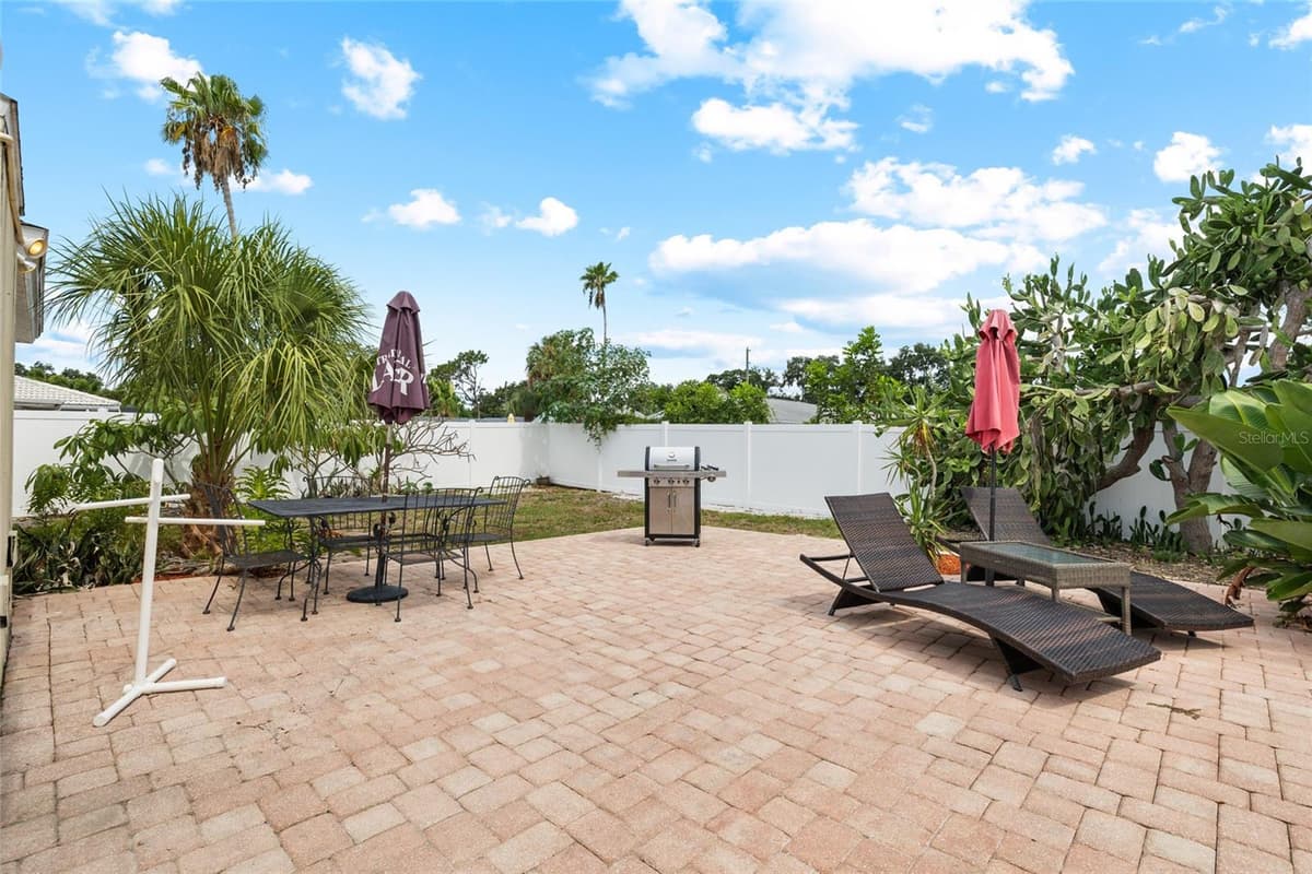 1070 MCCARTY STREET — photo 45 of 59