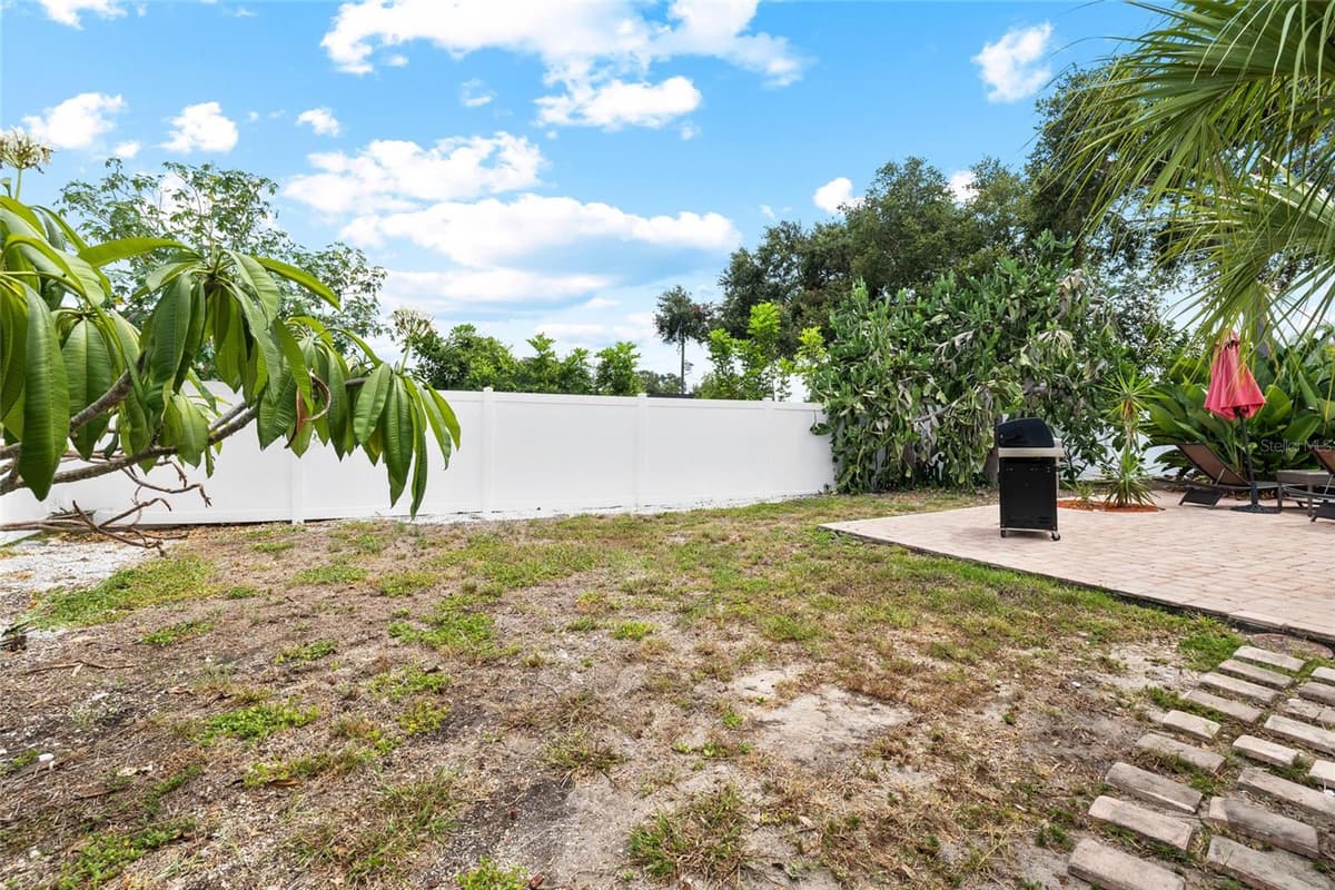 1070 MCCARTY STREET — photo 46 of 59