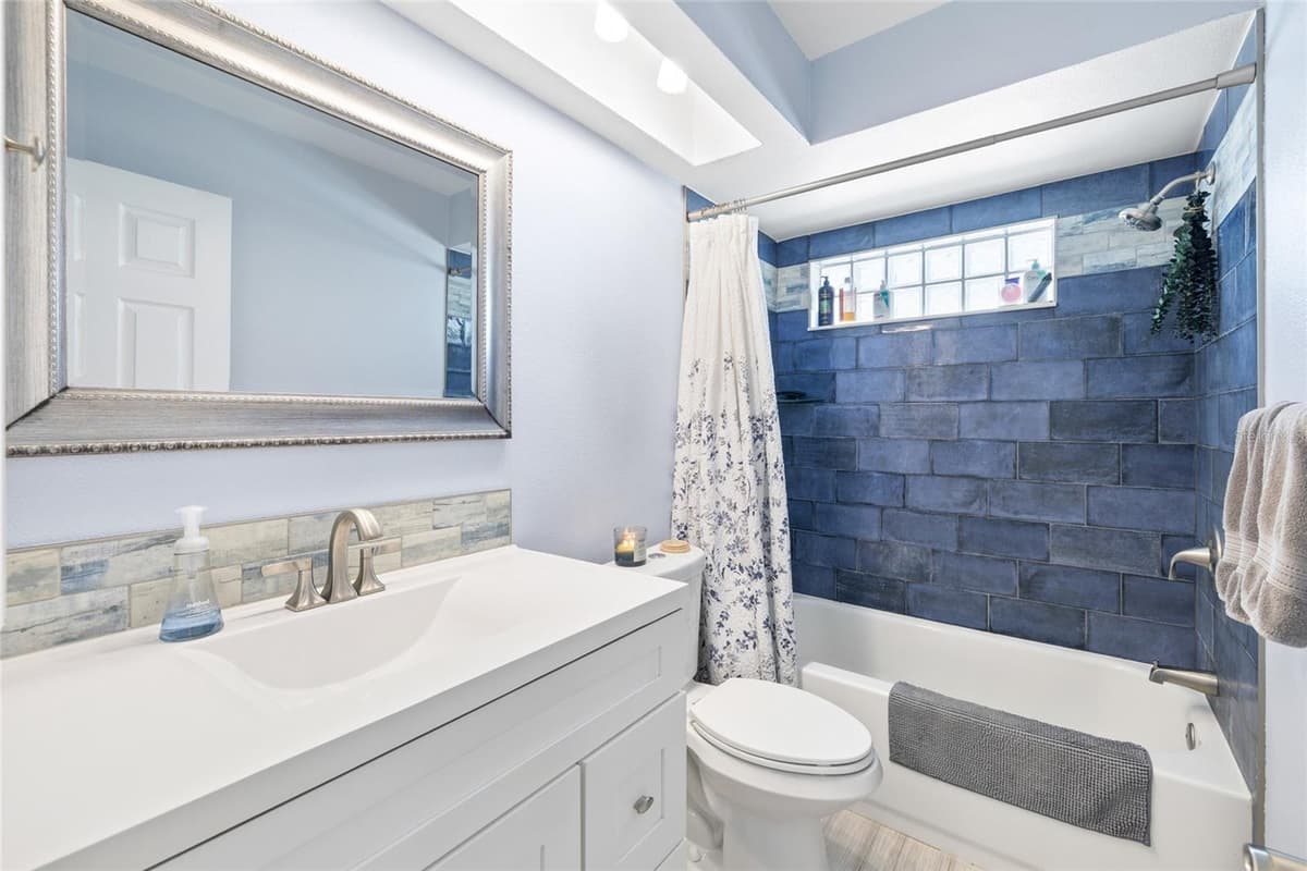 1070 MCCARTY STREET — photo 30 of 59