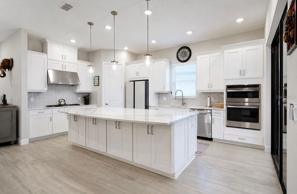 5312 CASERTA COURT — photo 38 of 91