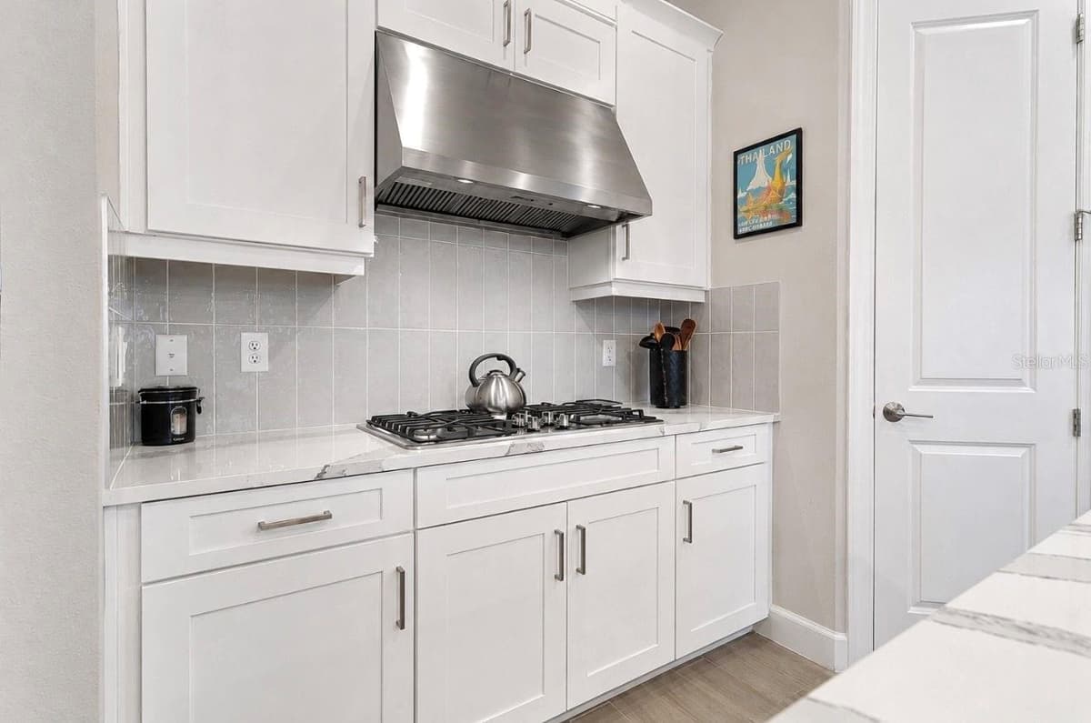 5312 CASERTA COURT — photo 37 of 91
