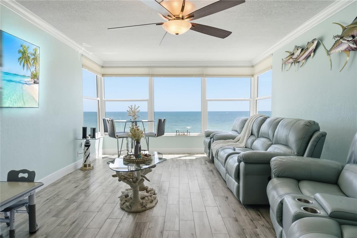 14800 GULF BOULEVARD — photo 3 of 34