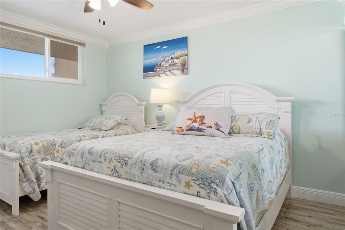 14800 GULF BOULEVARD — photo 14 of 34