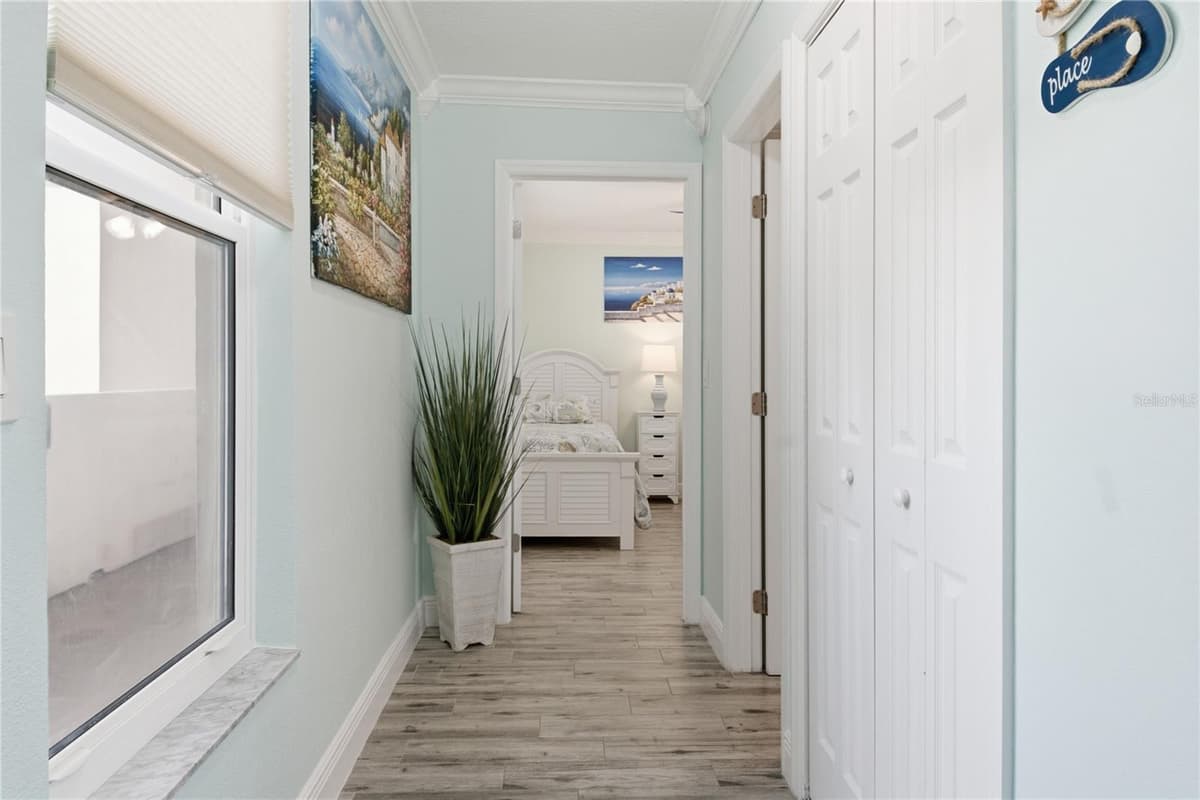 14800 GULF BOULEVARD — photo 5 of 34