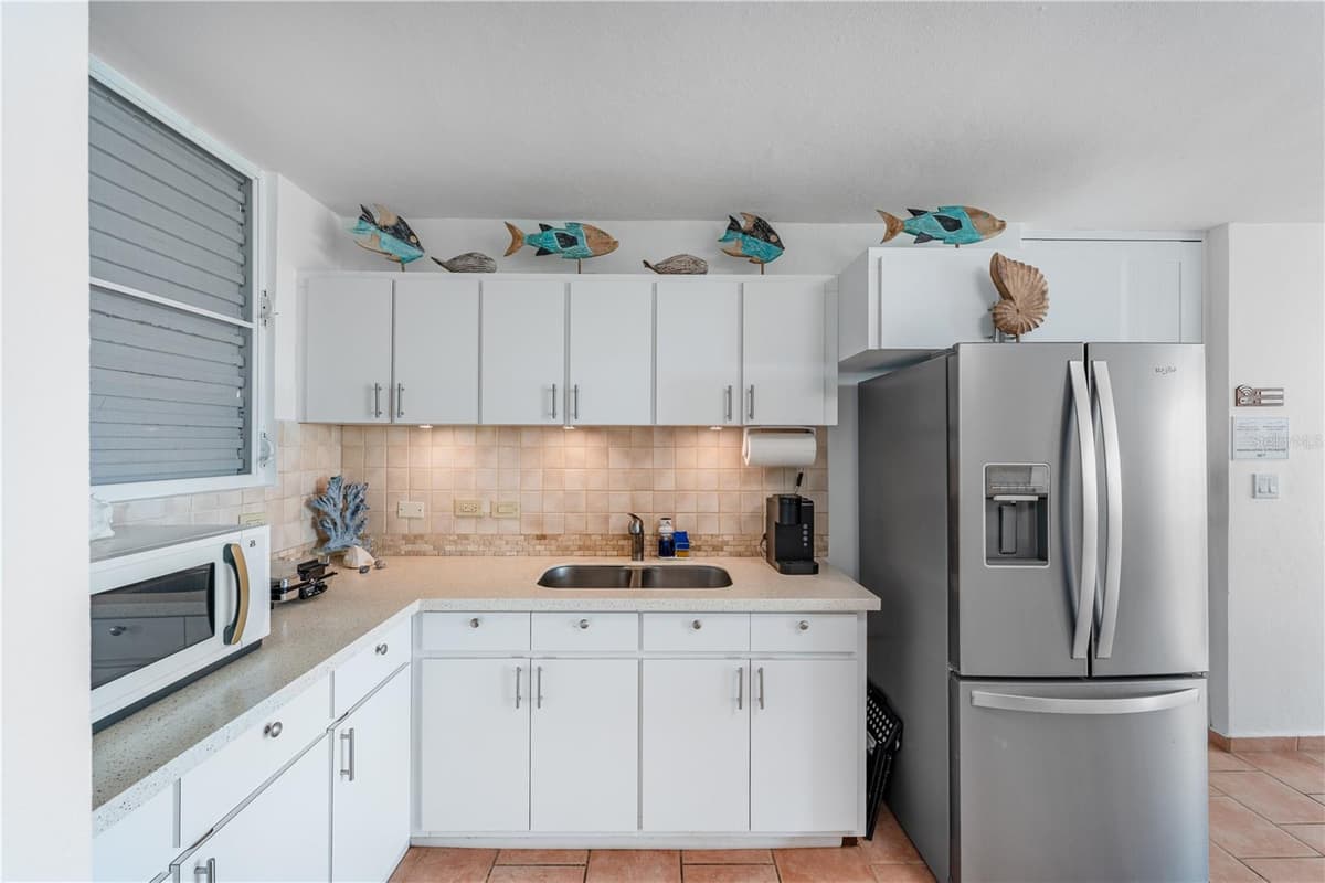 SR-3301 km 2.8 interior VISTAMAR EL COMBATE CONDOMINIUM BEACH — photo 8 of 29