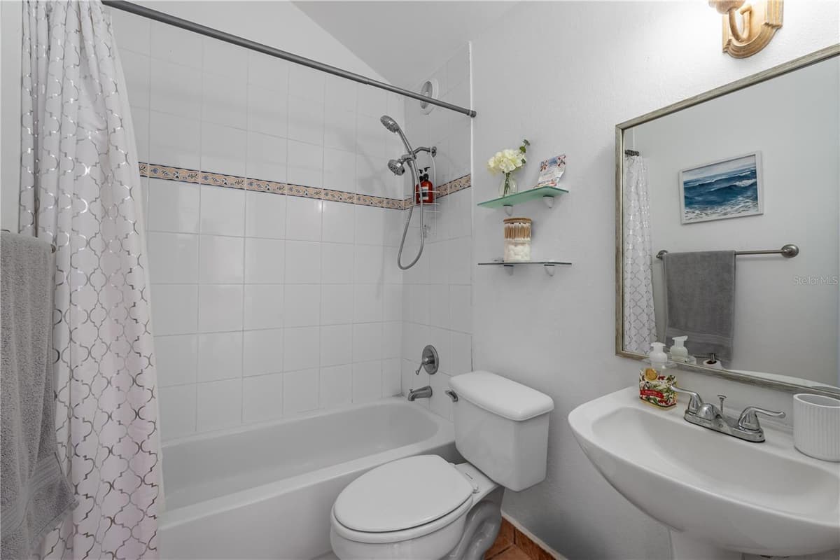 SR-3301 km 2.8 interior VISTAMAR EL COMBATE CONDOMINIUM BEACH — photo 15 of 29