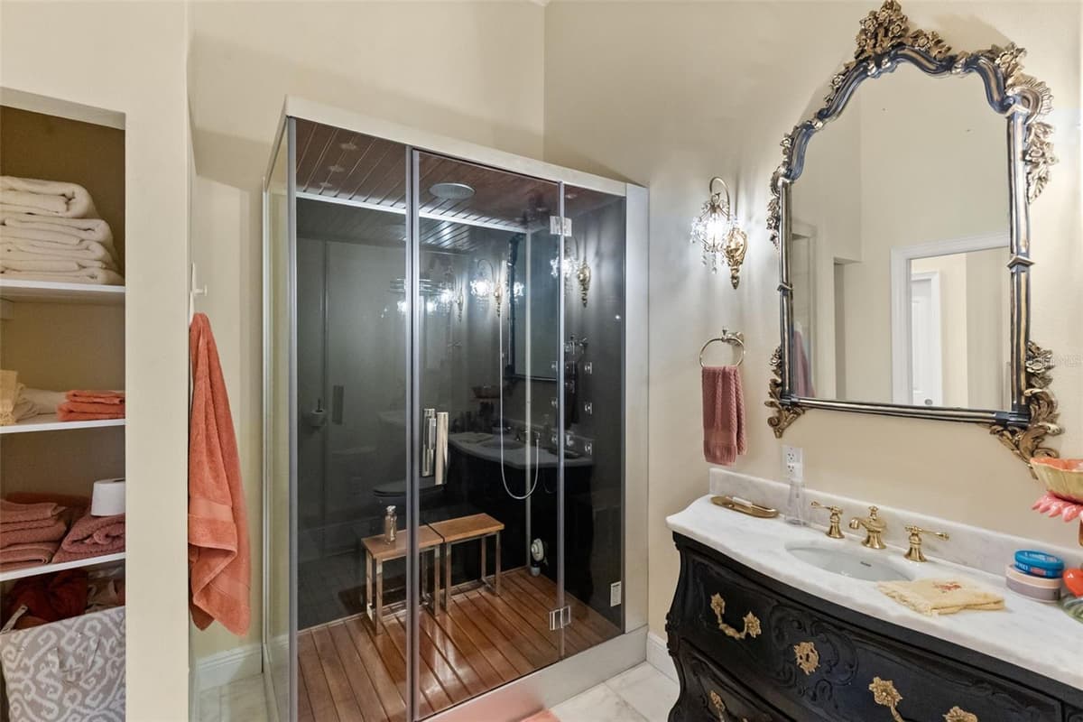 6118 RIVERVIEW BOULEVARD — photo 36 of 66