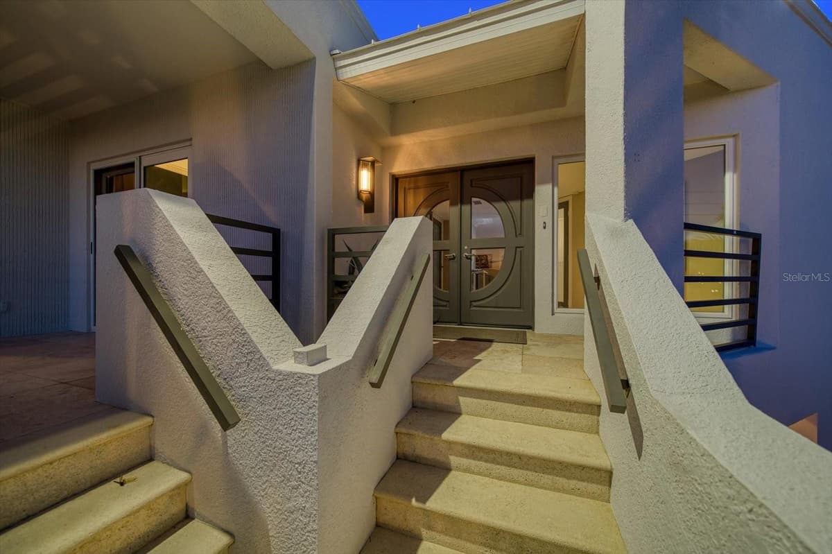 101 HARRISON AVENUE — photo 13 of 99