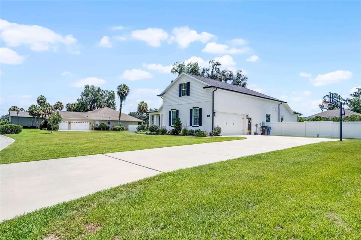 926 JOHN CRESSLER DRIVE — photo 10 of 69