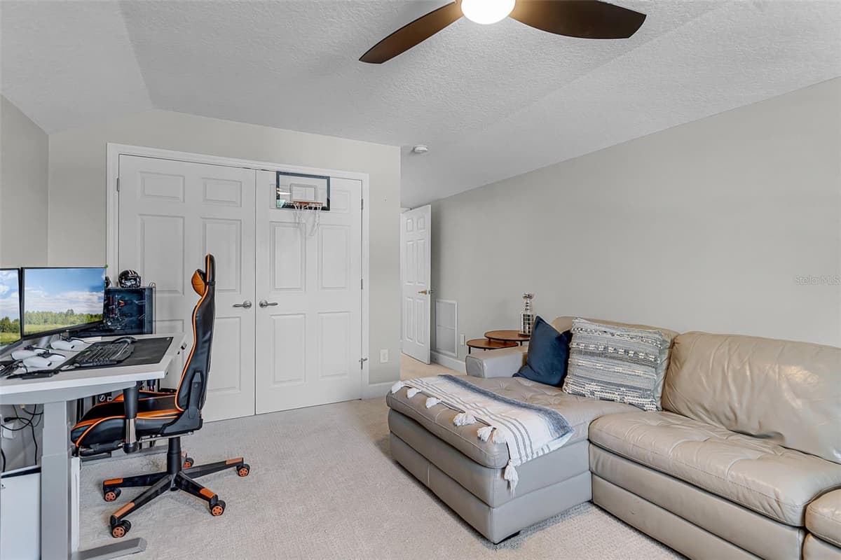 926 JOHN CRESSLER DRIVE — photo 42 of 69