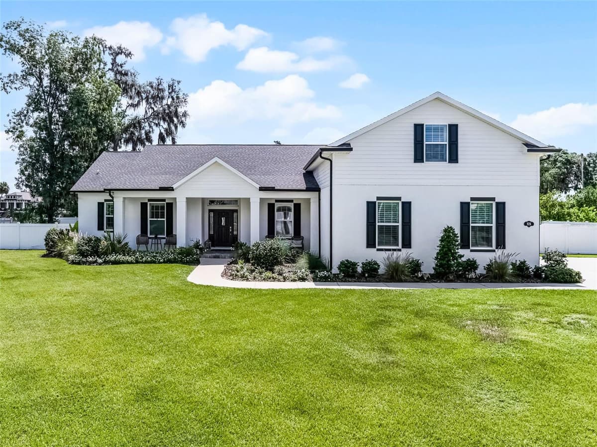 926 JOHN CRESSLER DRIVE — photo 1 of 69