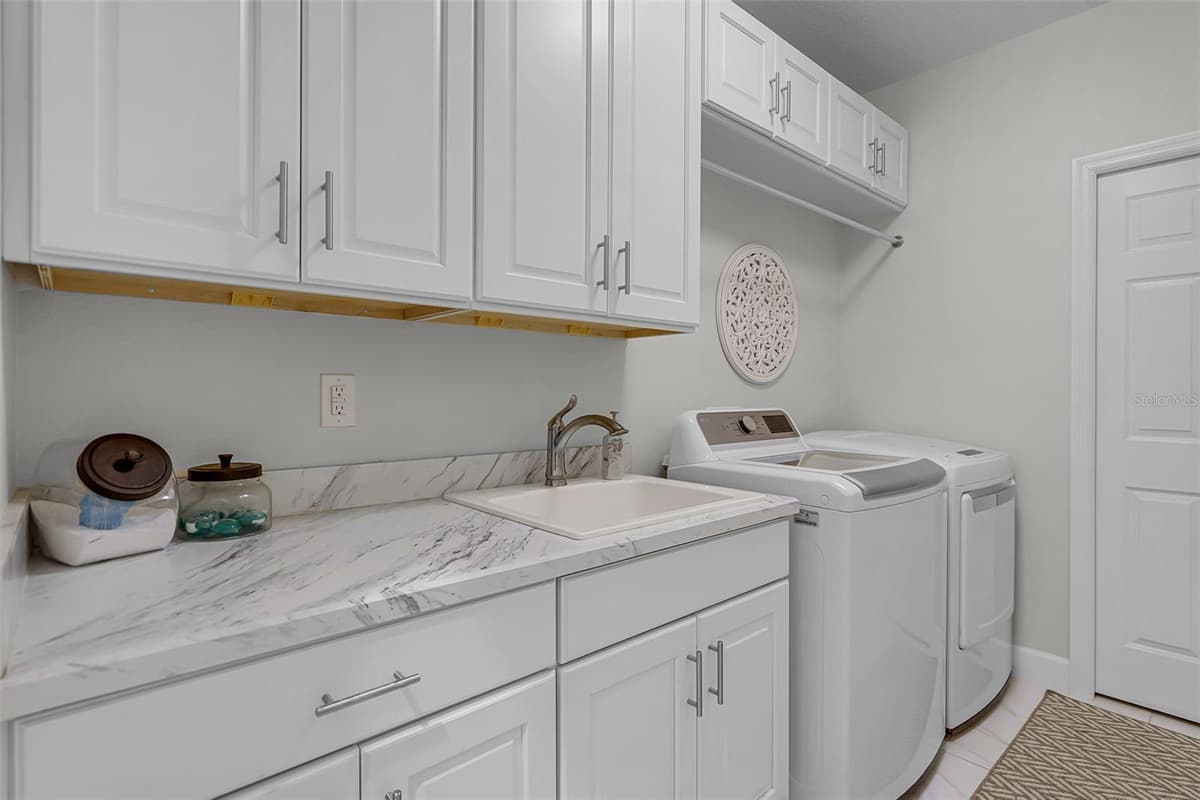 926 JOHN CRESSLER DRIVE — photo 44 of 69