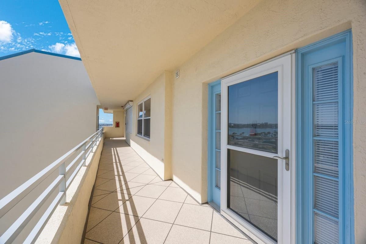 7872 SAILBOAT KEY BOULEVARD — photo 5 of 78