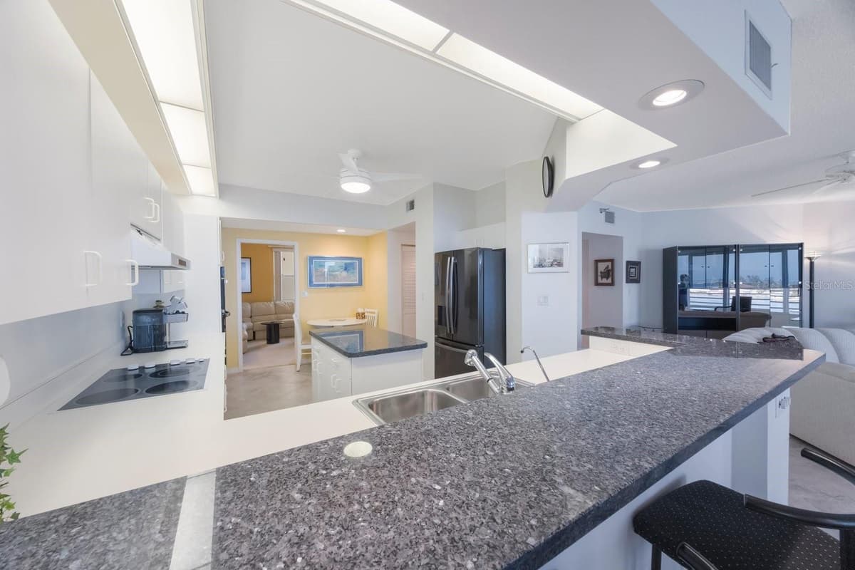7872 SAILBOAT KEY BOULEVARD — photo 13 of 78