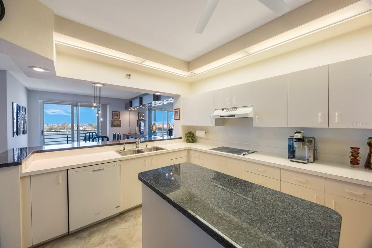 7872 SAILBOAT KEY BOULEVARD — photo 17 of 78
